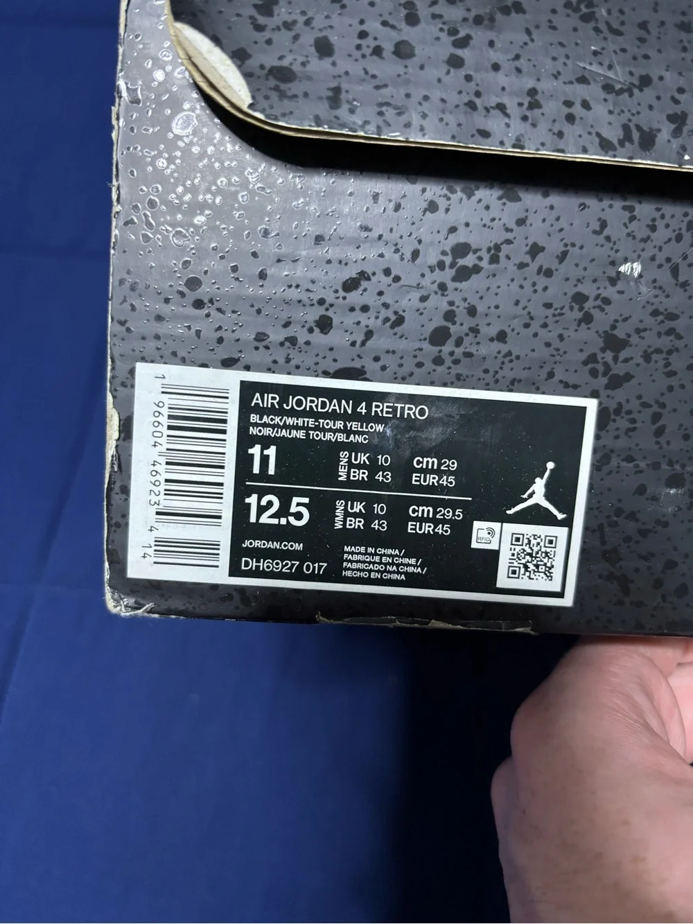 Jordan 4 Retro Thunder 2023 Size 11
